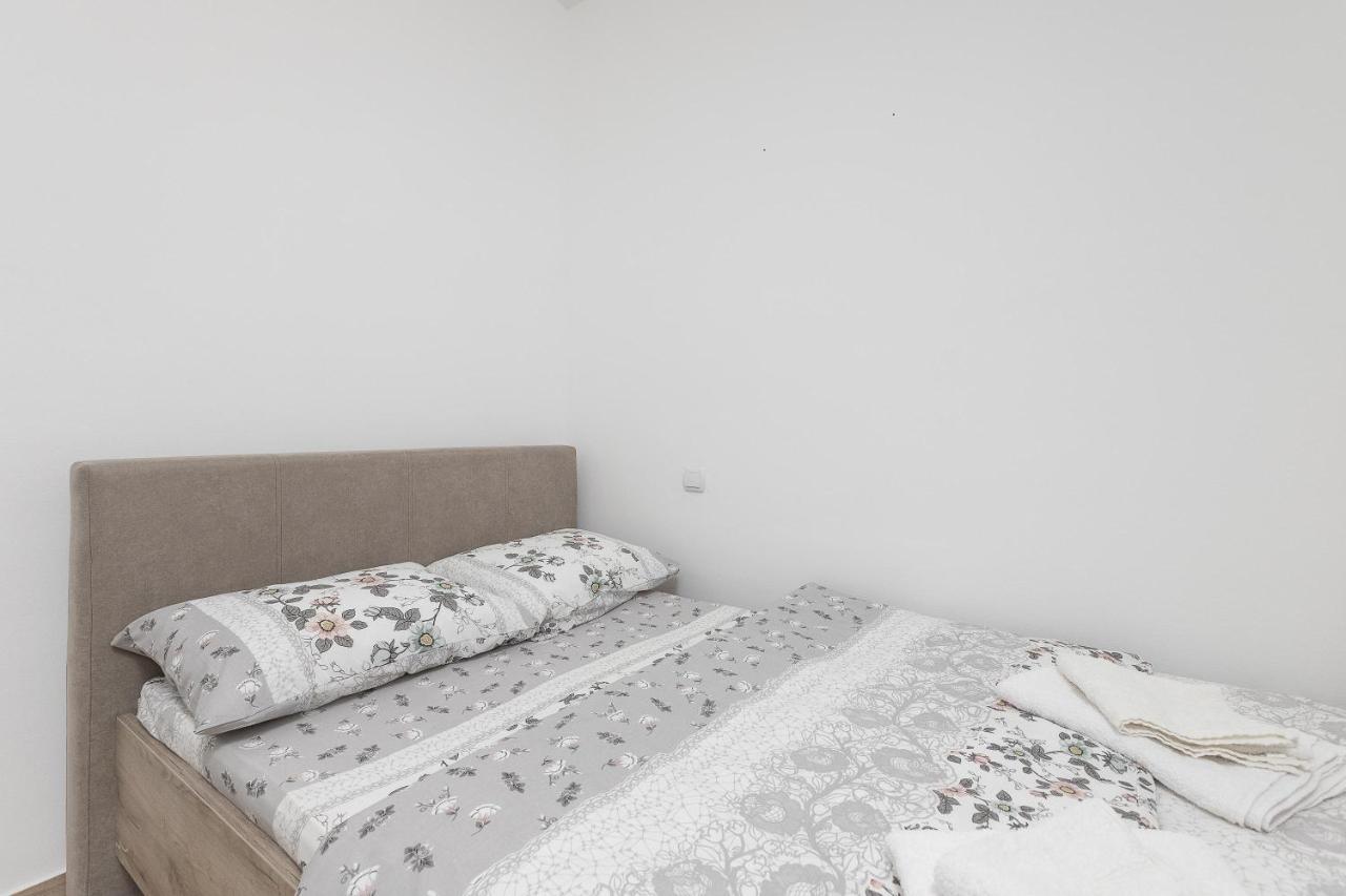 Muo Sea Front Apartments Kotor Exteriér fotografie