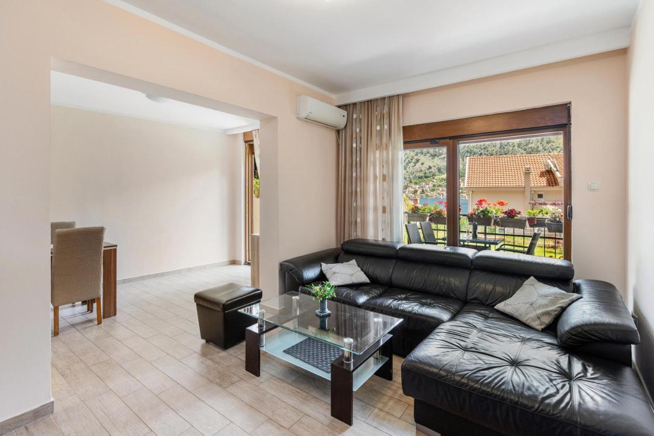 Muo Sea Front Apartments Kotor Exteriér fotografie