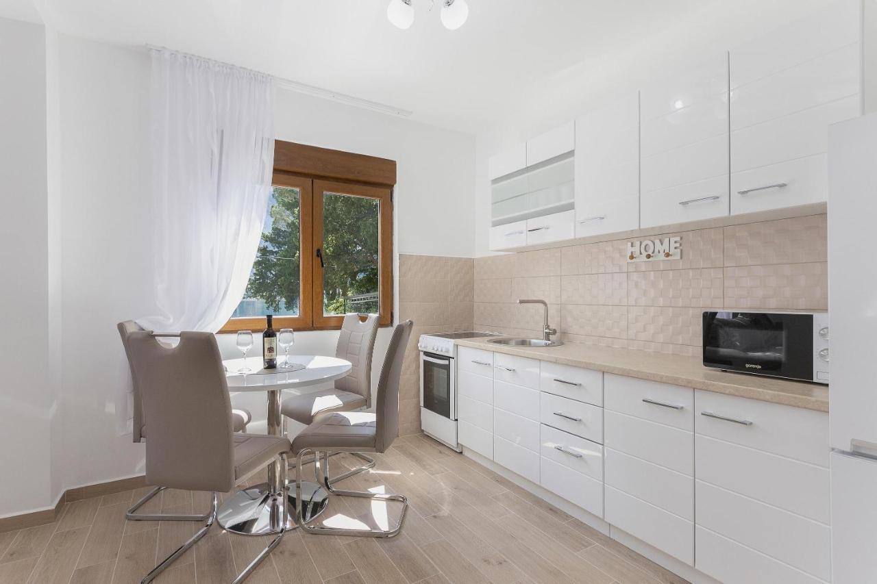 Muo Sea Front Apartments Kotor Exteriér fotografie